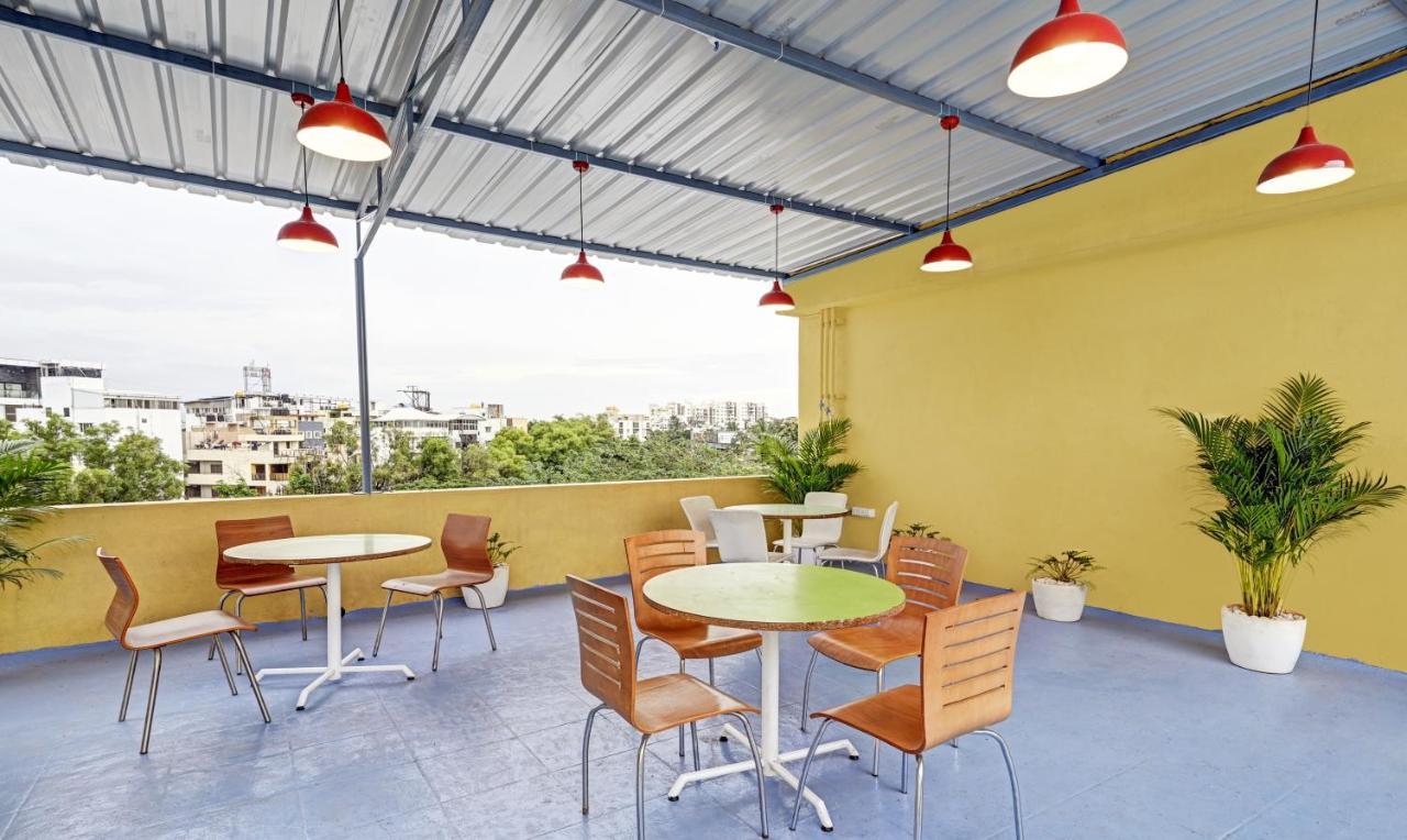 Collection O Royal Suites Bangalore Exterior foto