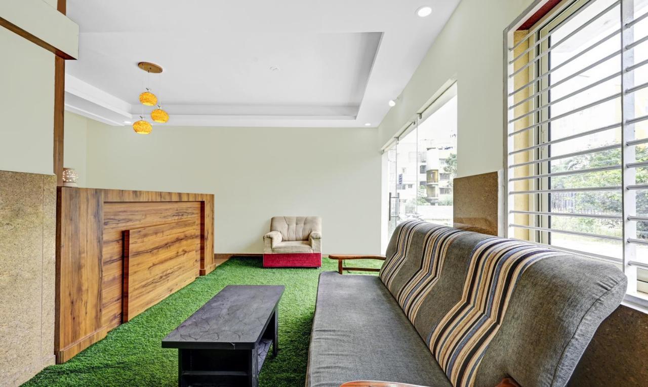 Collection O Royal Suites Bangalore Exterior foto
